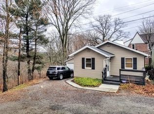 325 6th Ave, Beaver Falls, PA
