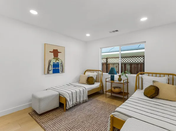1216 Eureka Ct, Los Altos, CA 94024