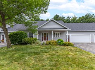 19 Mackworth Ln #19, Cumberland Foreside, ME 04110