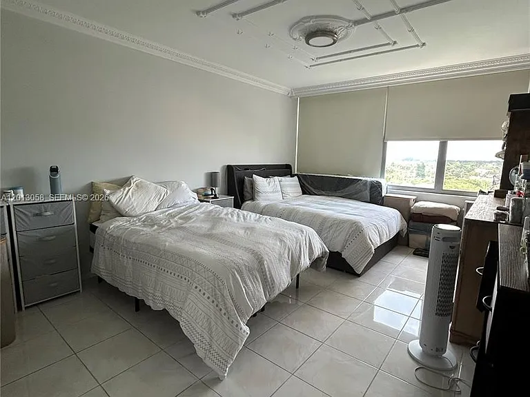 7441 Wayne Ave #7J — Photo 11