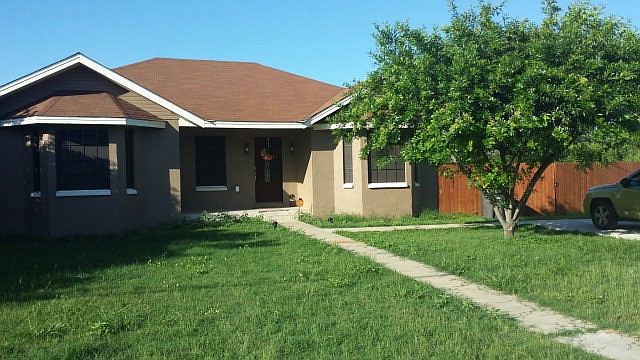 1st image of 4020 Dalia St