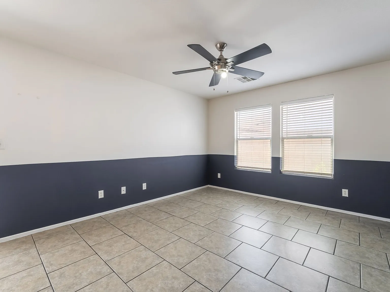 325 Silverado Pines Ave — Photo 3