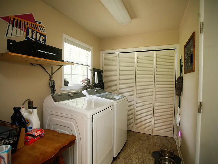 7220 Amherst Dr — Photo 21