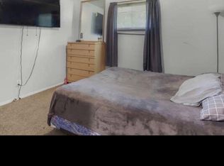 2504 Clifton Dr, Urbana, IL 61802