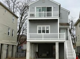 15 Shrewsbury Ave, Highlands, NJ 07732