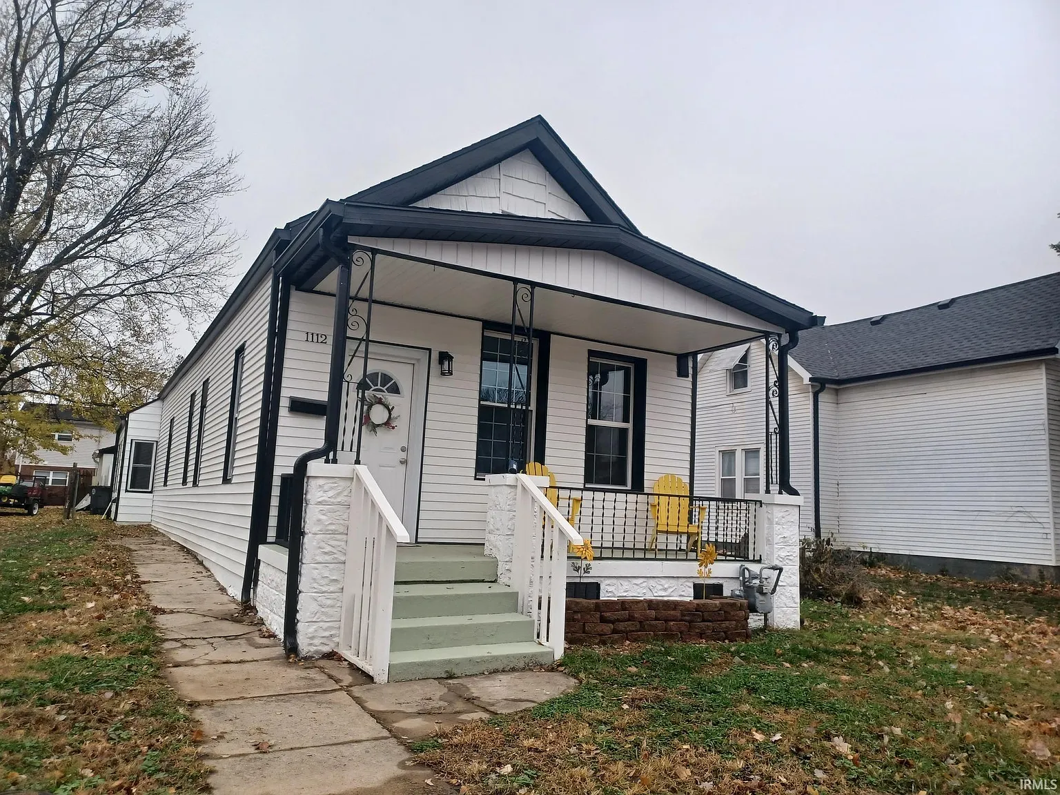 1112 W Iowa St photo 1