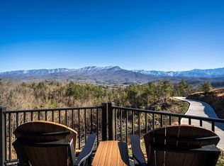 3198 Hickey Rd, Pittman Center, TN 37876