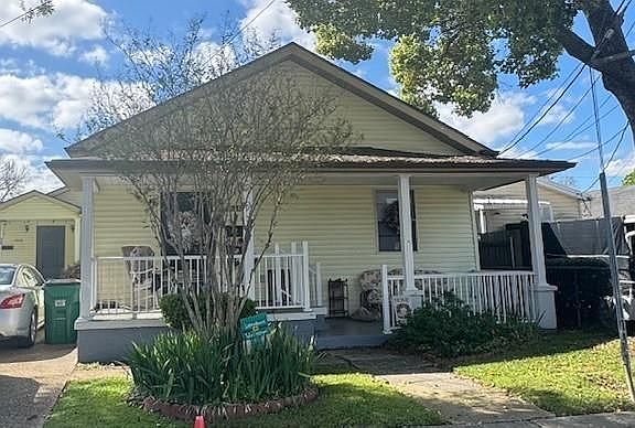 2nd image of 3646 Cypress St