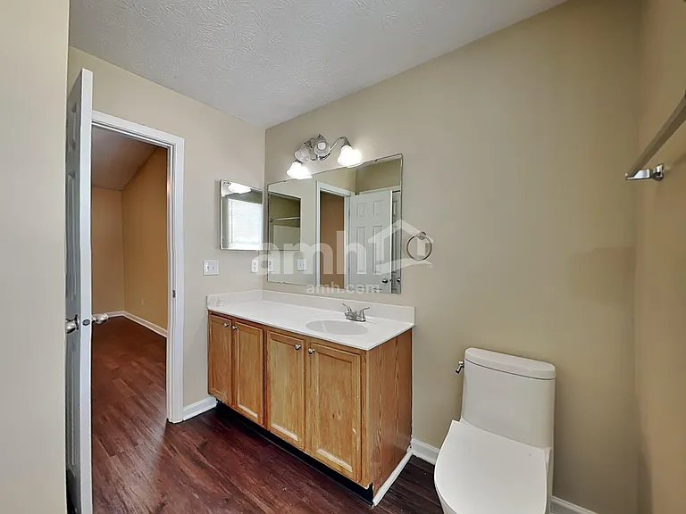 5631 Congressional Pl — Photo 12