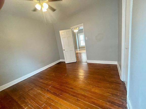 4th image of 1375 Bonnieview Ave
