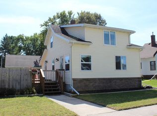 133 1st St SW, Blooming Prairie, MN 55917