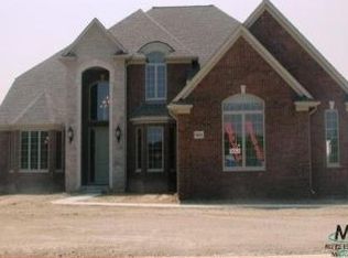 1547 Galena, Rochester Hills, MI 48306