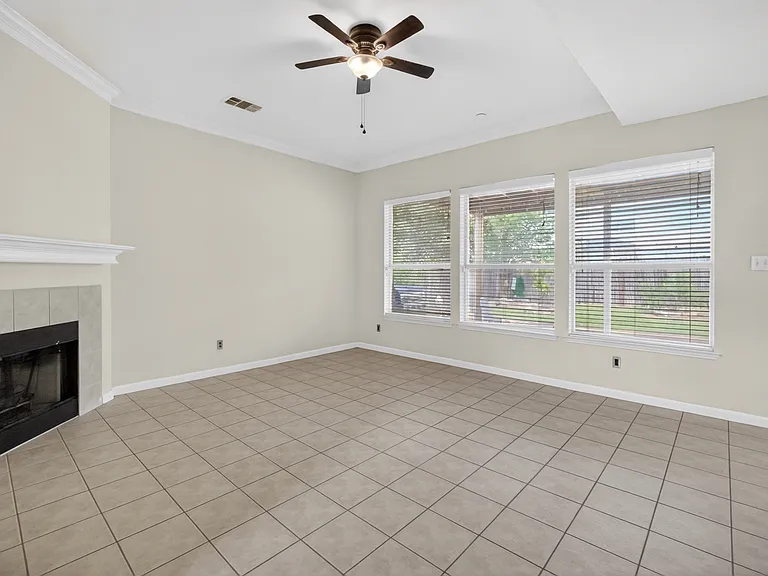 7903 Clear Fork Trl — Photo 18