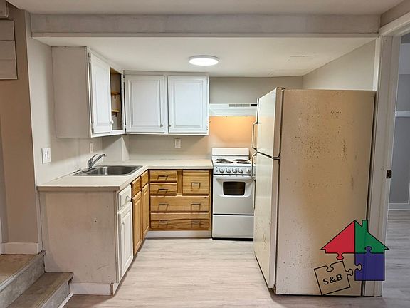 5th image of 16 Vine St Unit 1