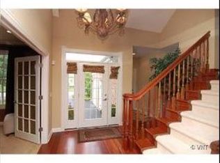 115 S Newport Ct, Lake Forest, IL