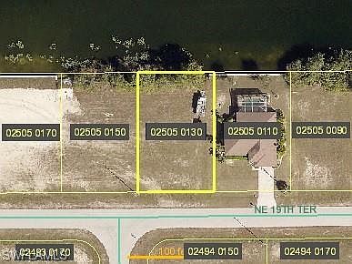 1st image of 203 NE 19th Ter