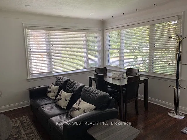 3 bed, $2,300 — Photo 4