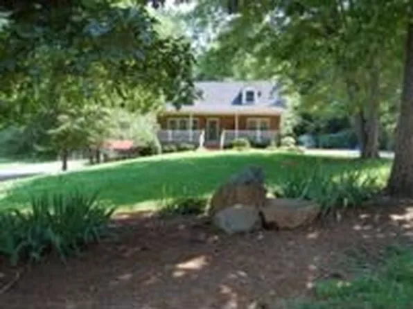 6002 Lake Rd, Mint Hill, NC 28227