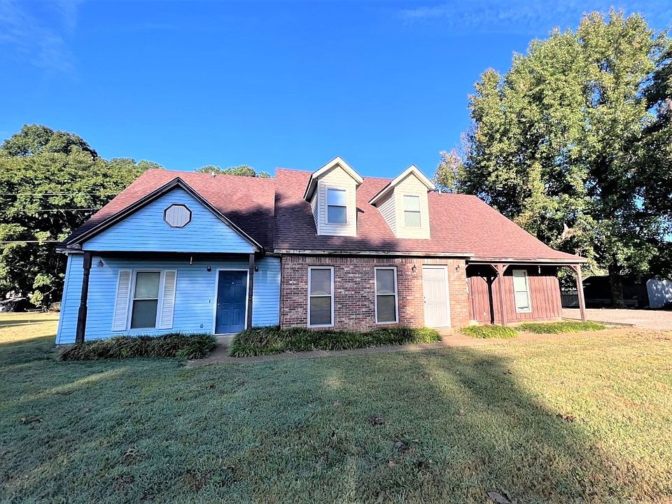 2nd image of 311 Crawford Dr #B