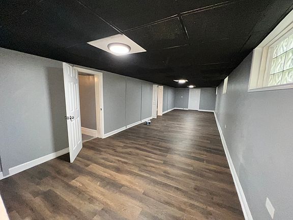 3rd image of 6622 S Damen Ave