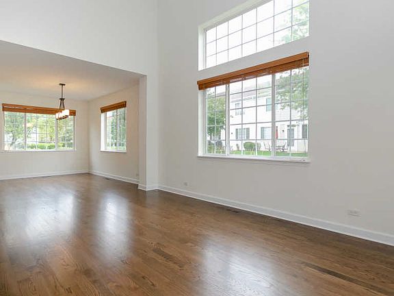 3rd image of 31803 McCormick Ln
