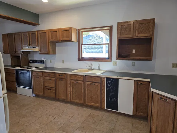 200 S Oak St Unit A-1, Durand, MI 48429
