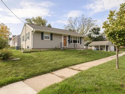 1219 National AVENUE, Waukesha, WI, 53186