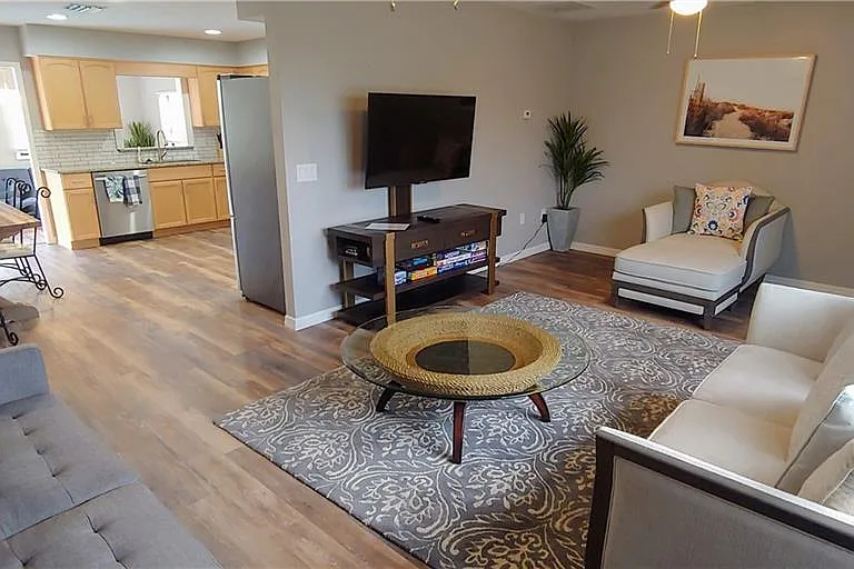 309 Shore T Rd — Photo 7