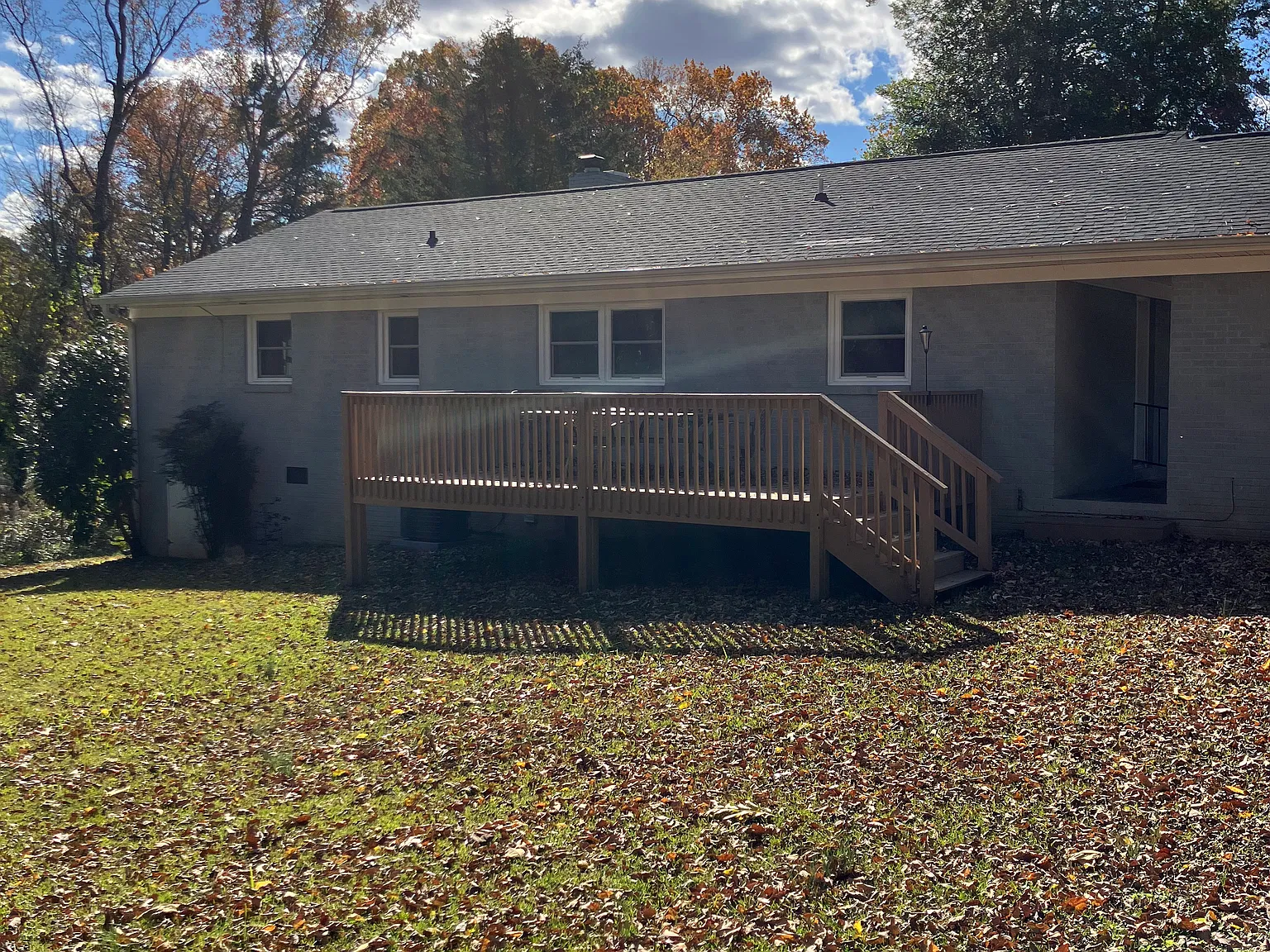 444 Lincoln St — Photo 3