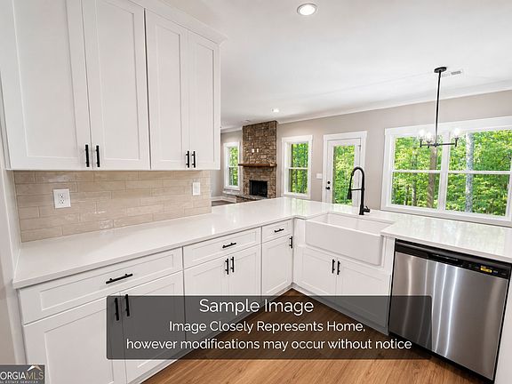 4th image of 328 Spring Field Dr