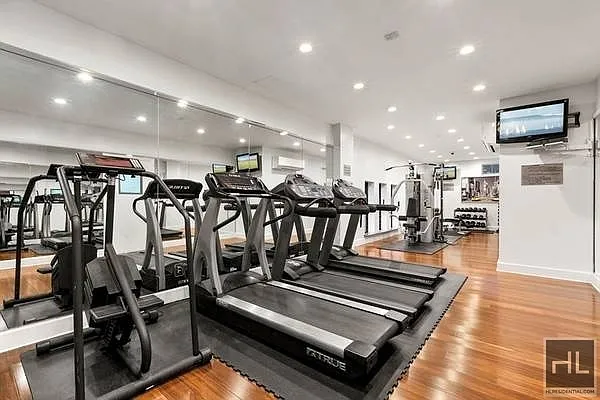 Rented by Highline Residential | media 23