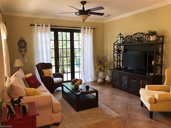 2nd image of 9084 Chula Vista St #107-3