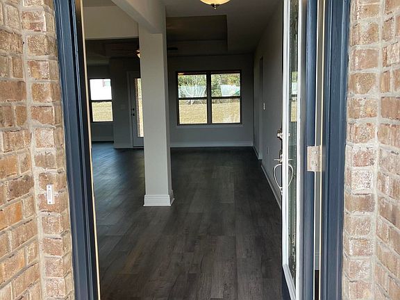 2nd image of 5830 Crestlake Dr
