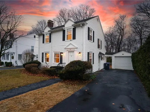 30 Hope St, North Providence, RI 02911