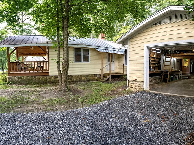 809 Montreat Rd — Photo 22