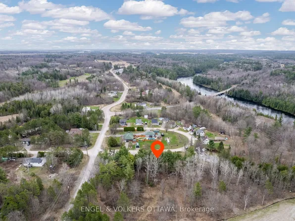 LOT 10 Devlin Cres, McNab/braeside, ON K7S 3G8