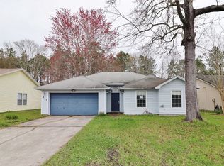 479 S Moby Dick Dr, Jacksonville, FL 32218