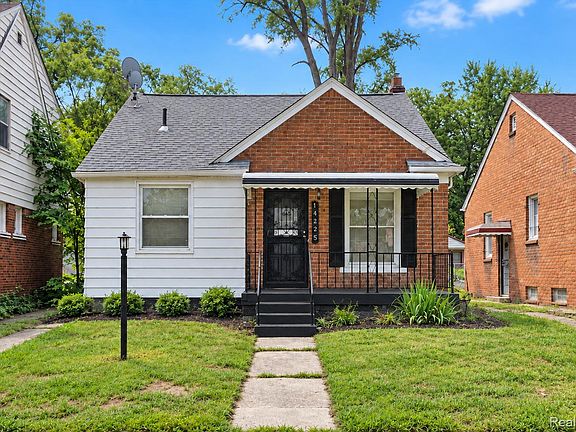 2nd image of 14825 Ohio St