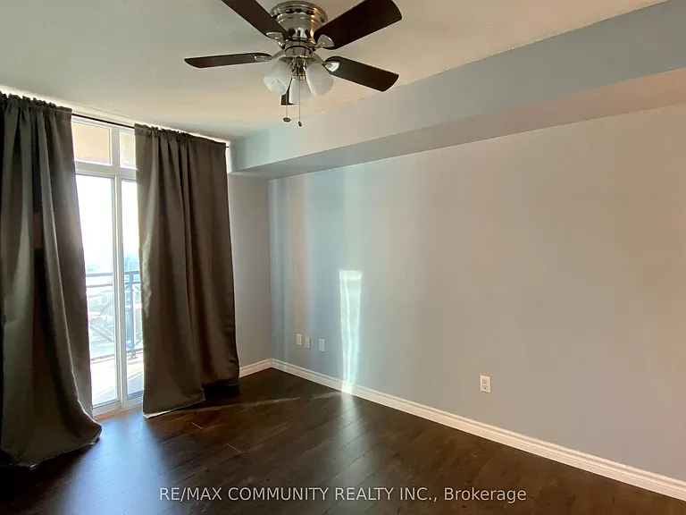 2772 Keele St #308 — Photo 12
