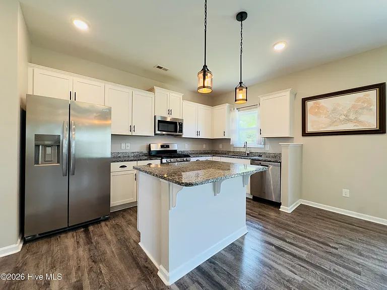 306 Independence Blvd — Photo 8