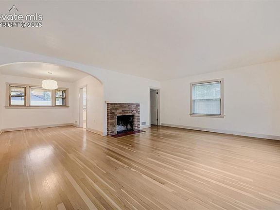 3rd image of 2306 N Cascade Ave