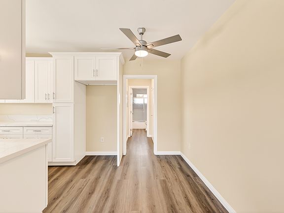 5th image of 1030 College View Dr APT 5