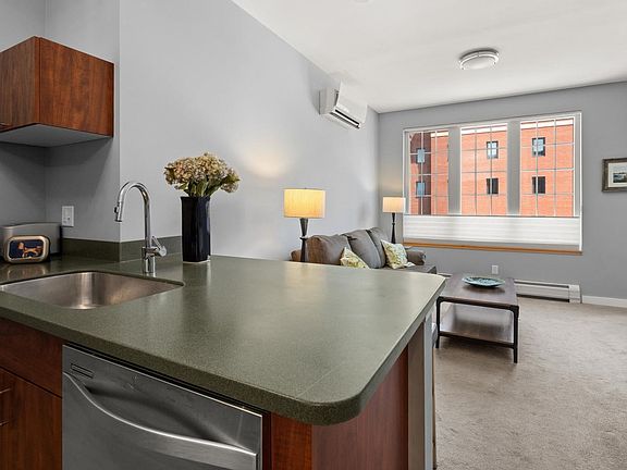4th image of 193 St Paul Street #209