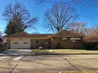 8217 Thornton Dr, Parma, OH
