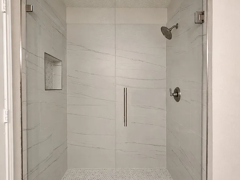 New Walk-in shower
