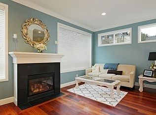 4th image of 3622 22nd Ave W #C