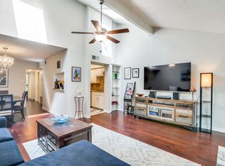 3181 Golden Oak, Farmers Branch, TX 75234