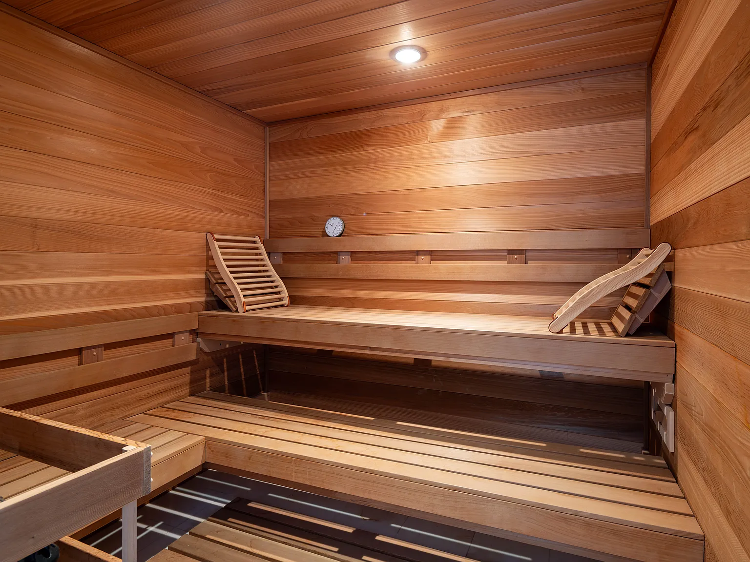 Harding Terrace by Rove Travel | Home with Pool — Photo 4
