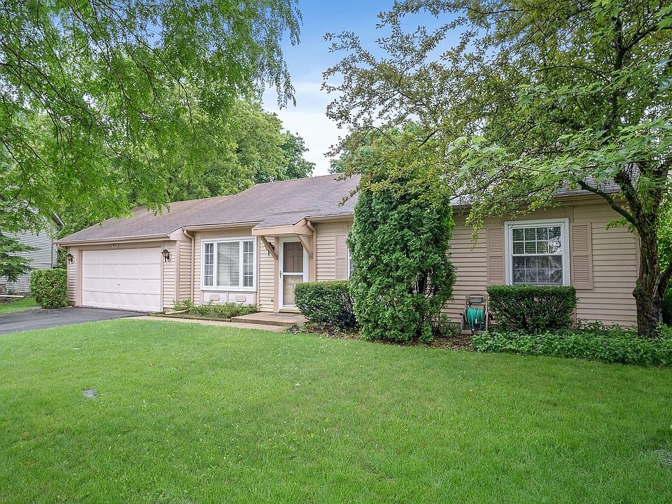 1st image of 955 Shorewood Dr
