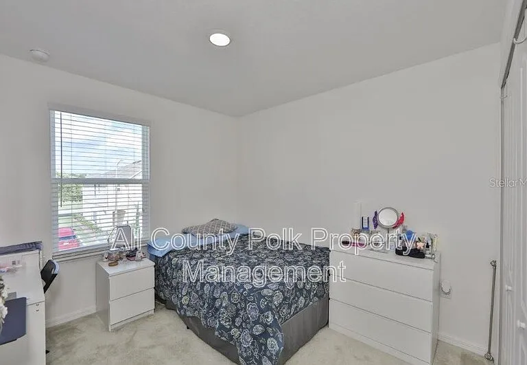 3867 Hampstead Ln — Photo 9